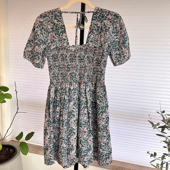 Michael Stars Jude Floral Smocked A Line Mini Dress Blue Pink Small NWT Spring - Picture 6 of 9